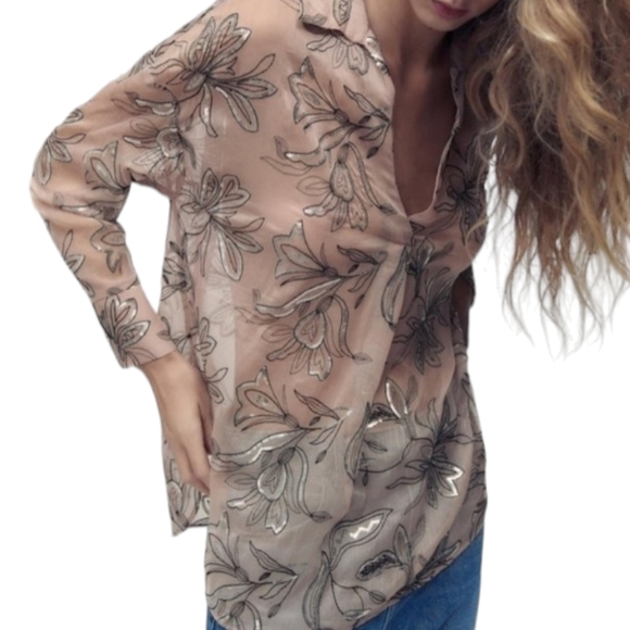 Zara NWT Sheer and sequins pink Blouse Floral design. Size XS - Picture 5 of 10